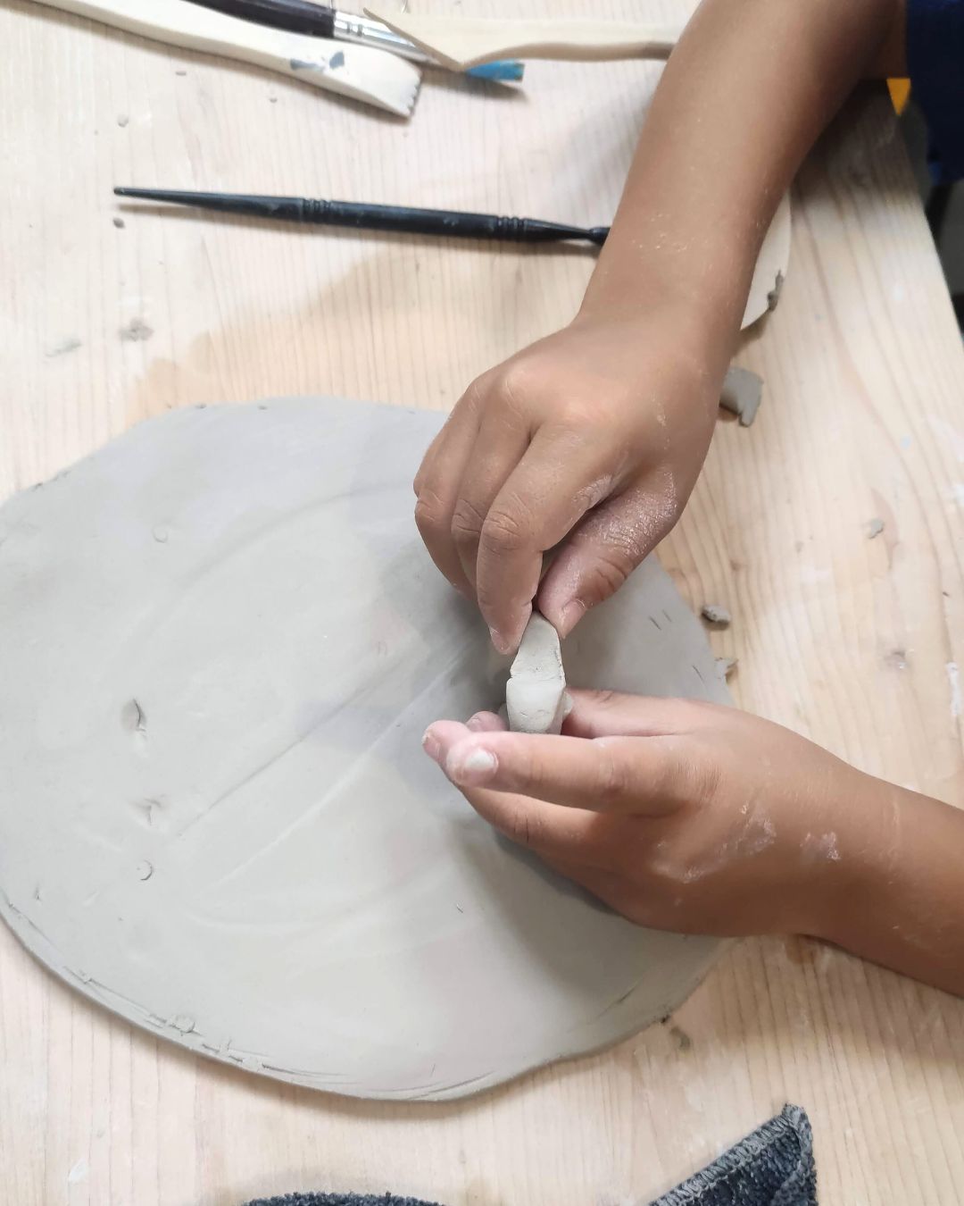 PLAY WITH CLAY | GIOVEDÌ  15 OTTOBRE |  16.30 - 18.30